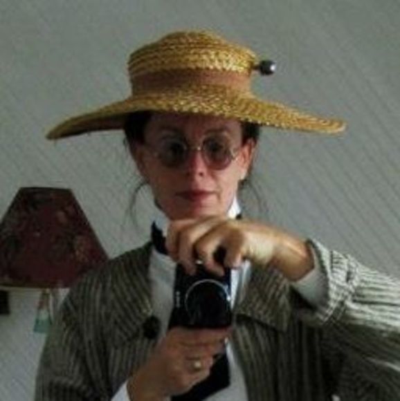 Meet your Posher, Nancy - Picture 1 of 1